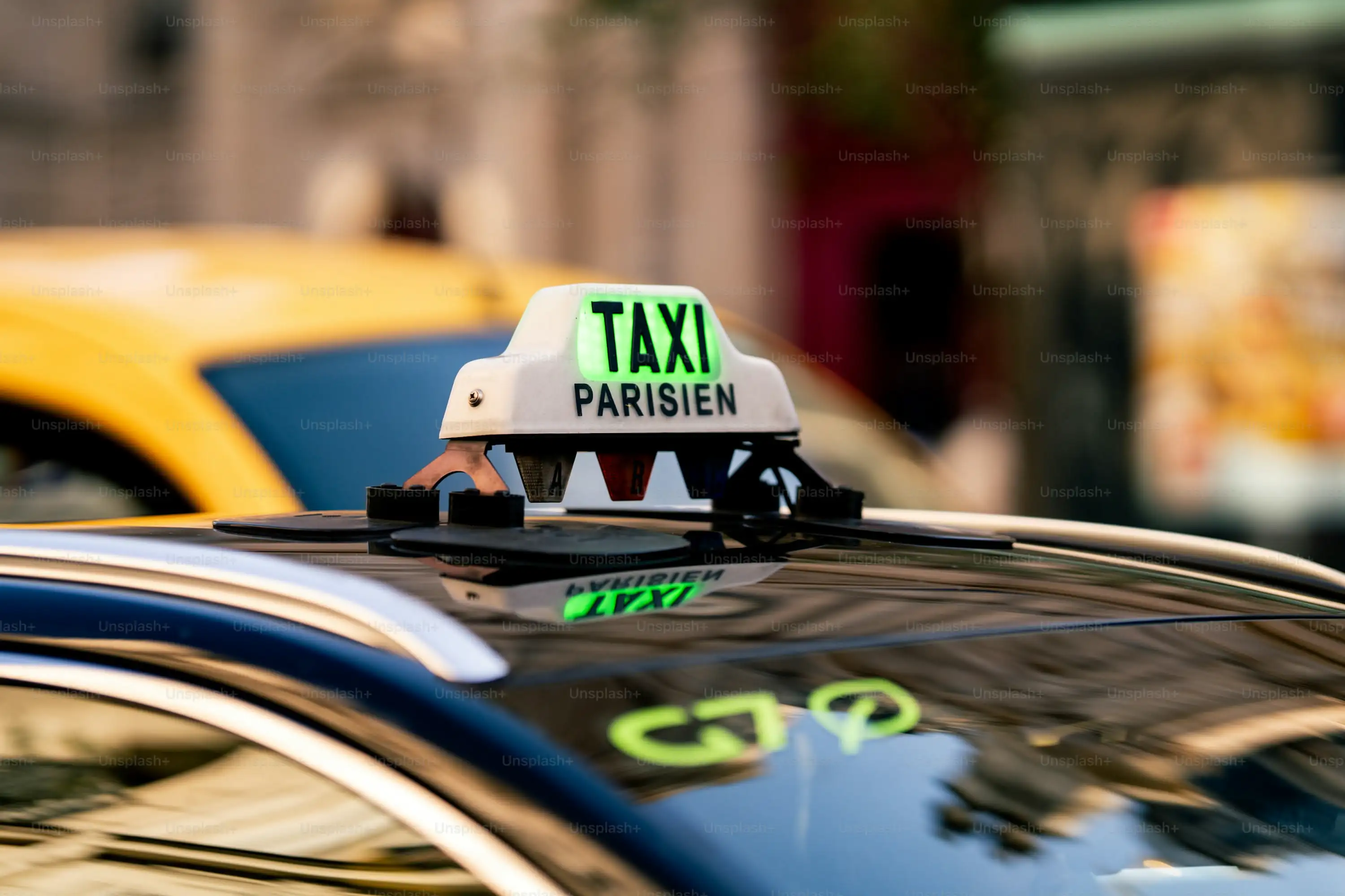 Image de fond de taxi professionnel à Paris